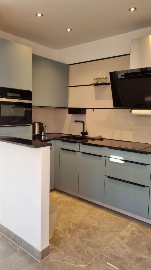 70 Qm Grosses Apartment Mit Garten Zwischen Potsdam Und Berlin Stahnsdorf Buitenkant foto